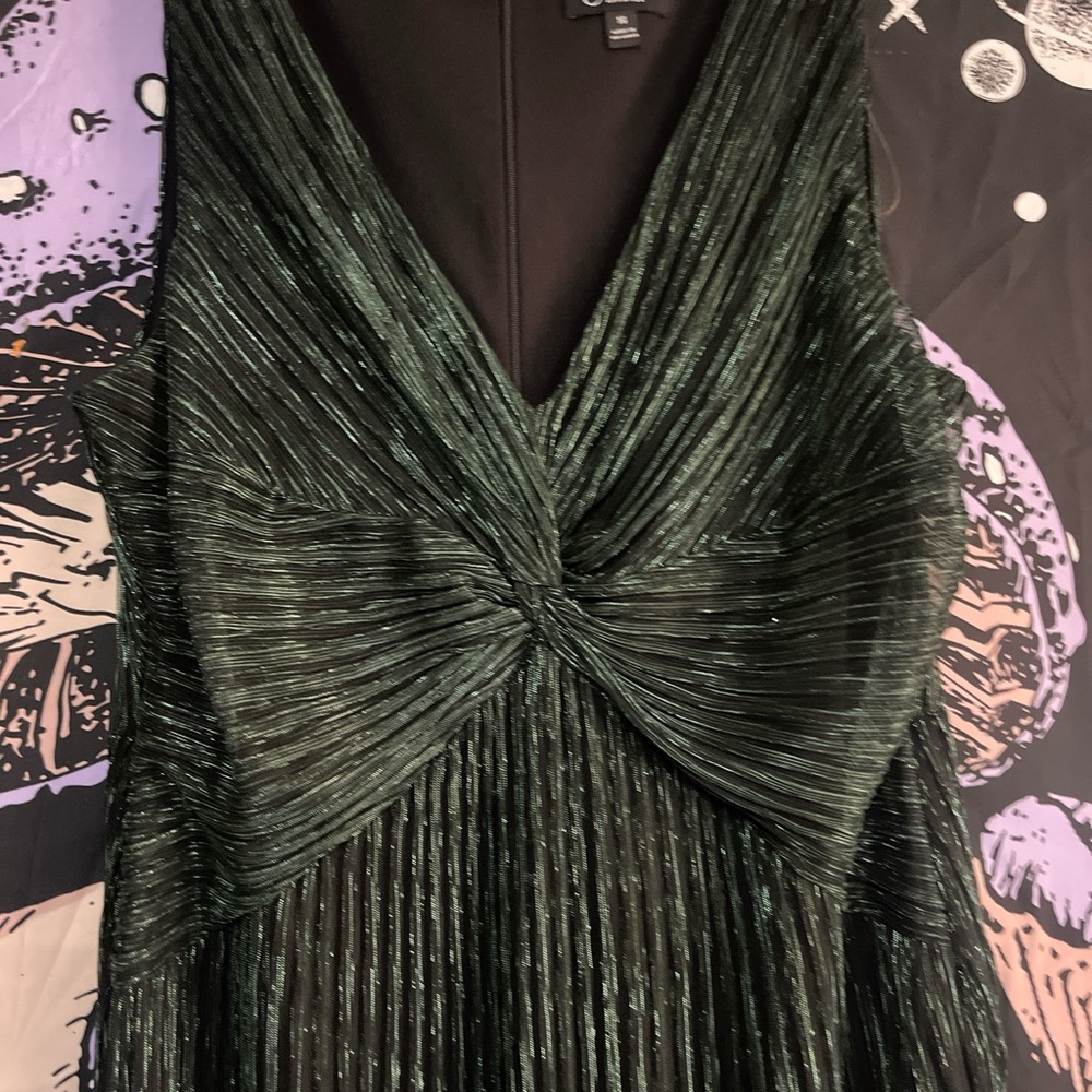 Elegant Green Pleated Dress